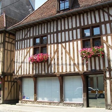 Le Clos Saint Nizier Troyes - Cathedrale- Parking - Wifi Экстерьер фото