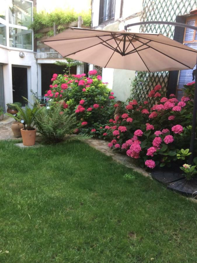 Le Clos Saint Nizier Troyes - Cathedrale- Parking - Wifi Экстерьер фото
